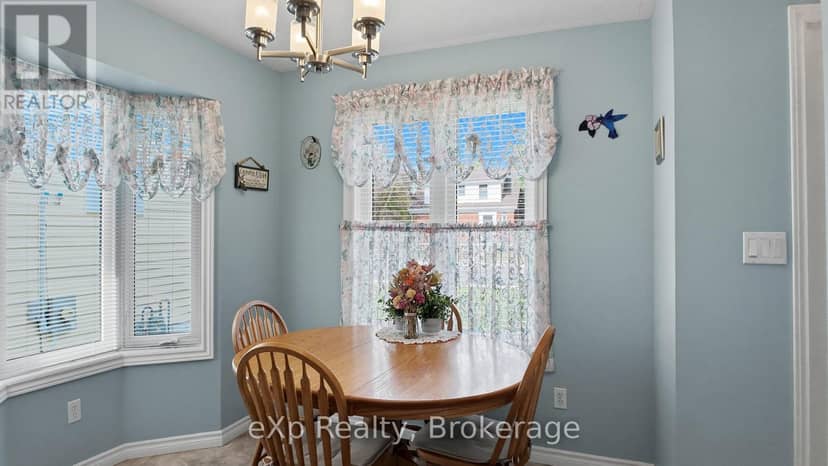565 9th Street, Hanover, photo 3