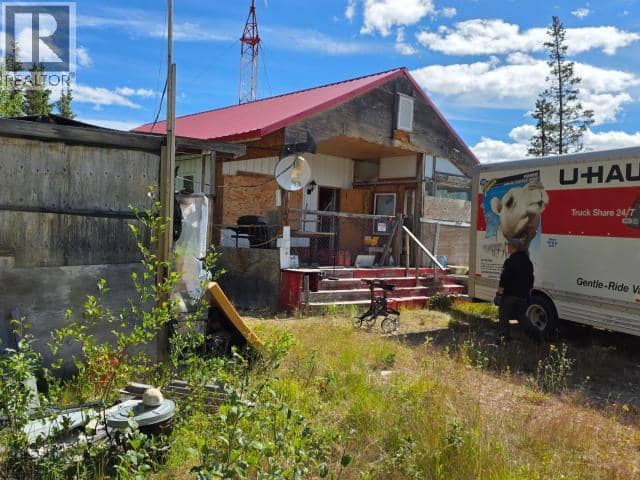 68645 Alaska Highway — photo 9 of 18