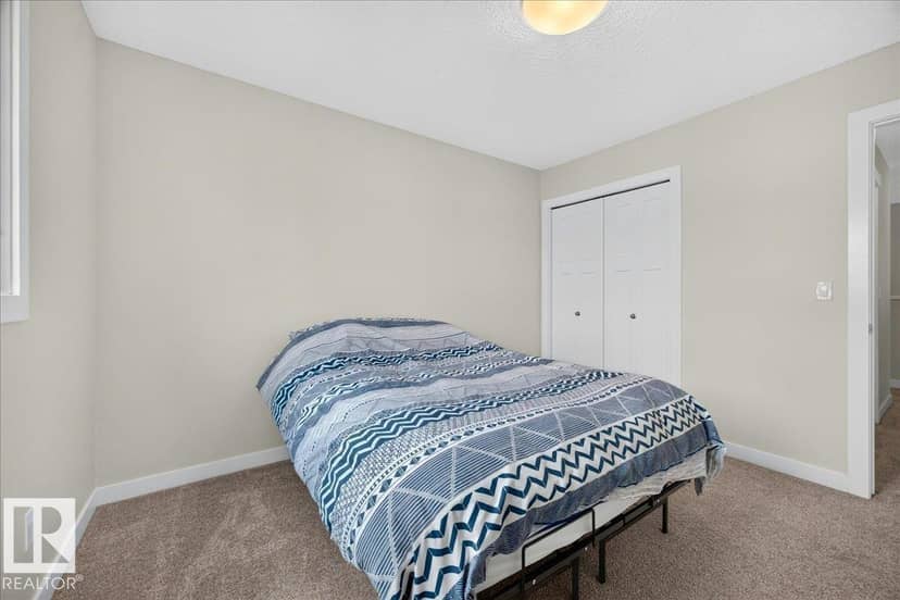 100 Meadowland Cr — photo 28 of 40