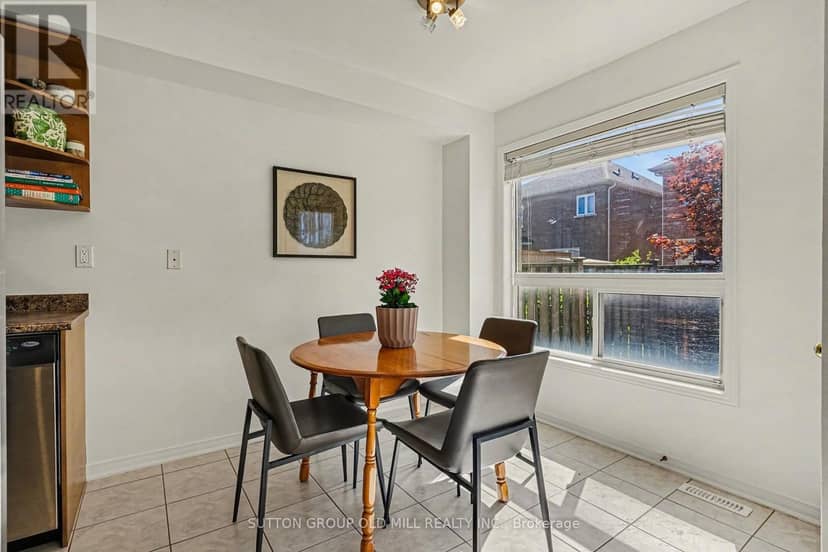 30 Hartmoor Street — photo 10 of 33