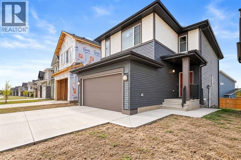 48 Southborough Lane, Cochrane, photo 3