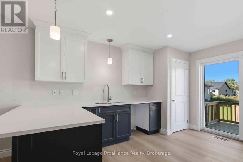 49 Mackenzie John Crescent — photo 8 of 29
