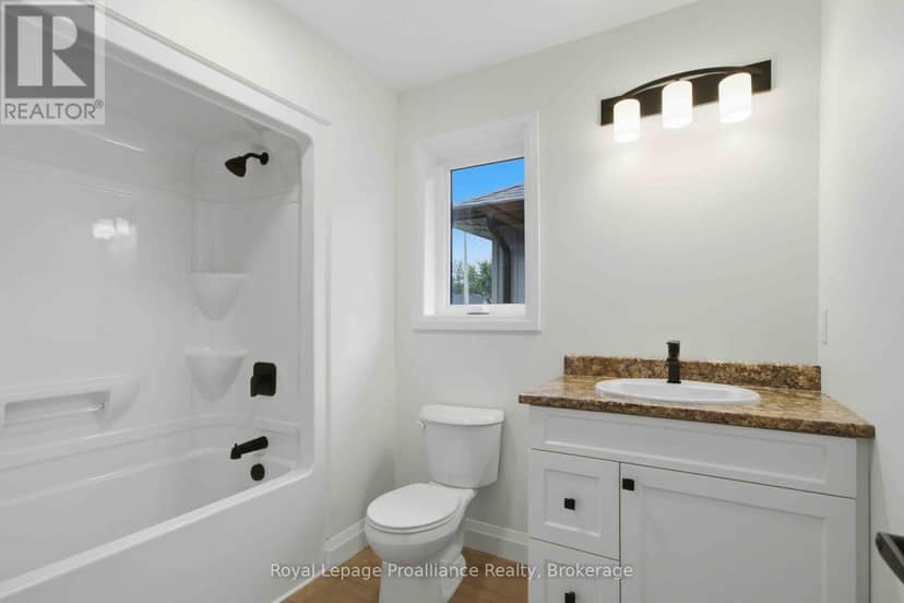 52 Mackenzie John Crescent — photo 17 of 28