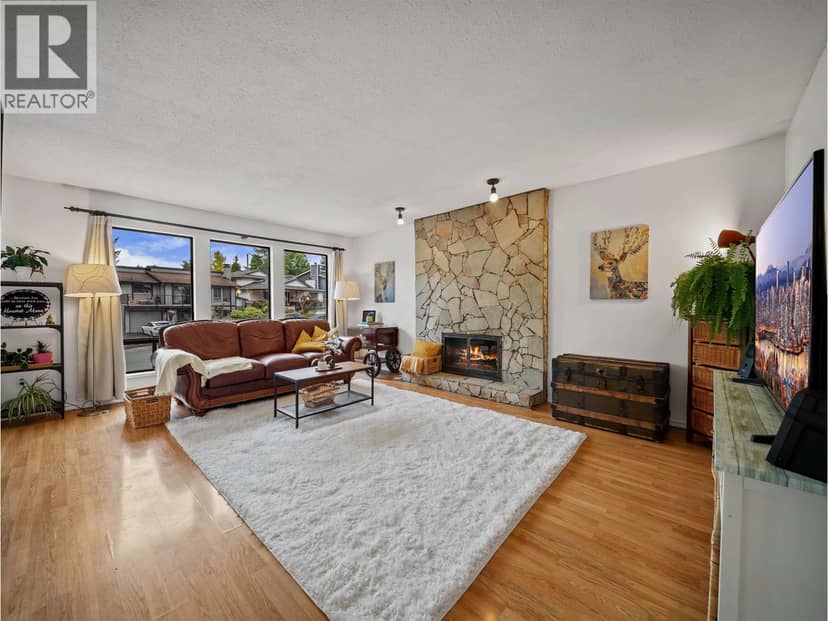 1120 WALLACE COURT, Coquitlam, photo 4