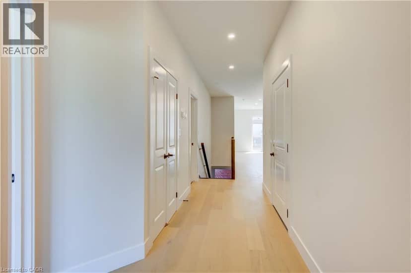 5 SOUTH Court W, Norwich, photo 4