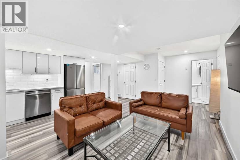 188 Carrington Crescent NW — photo 36 of 40