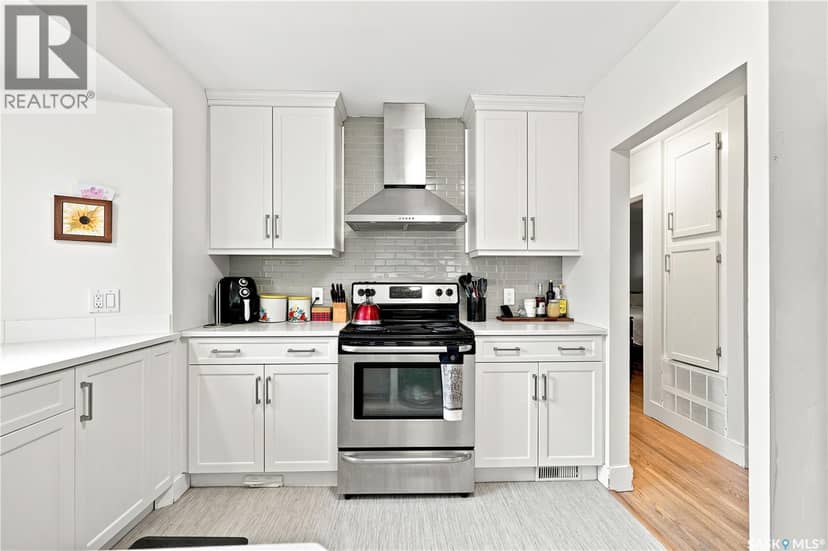 1706 Ewart AVENUE — photo 19 of 40