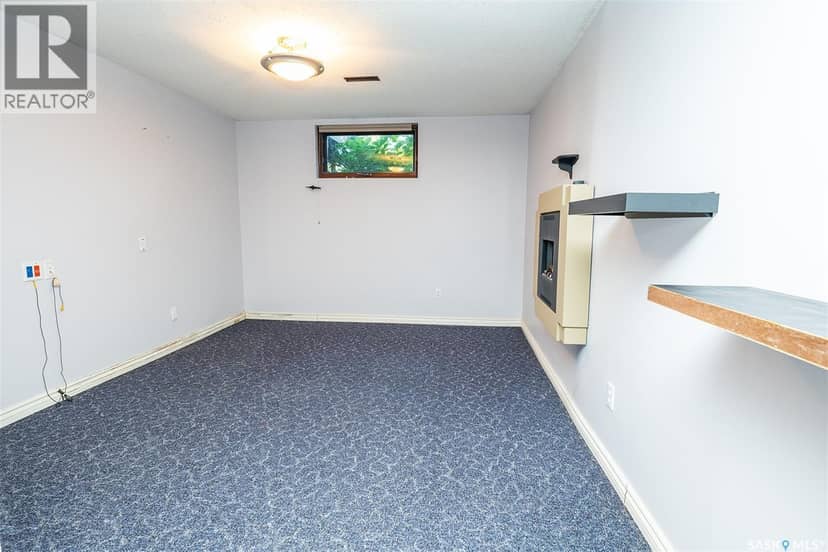 408A Miller CRESCENT — photo 37 of 40