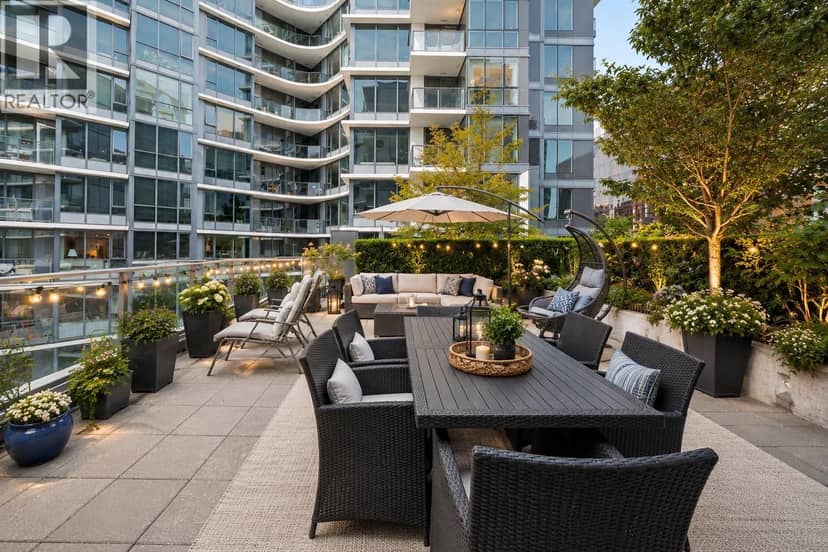 1251 38 SMITHE STREET, Vancouver, photo 2