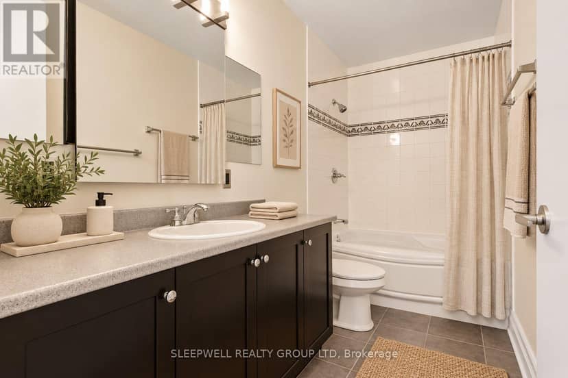 706 - 420 Berkley Avenue — photo 14 of 21