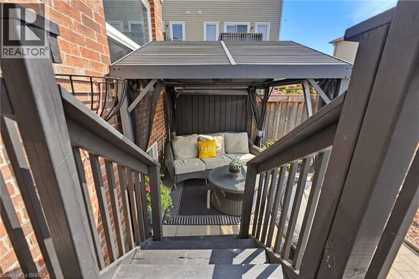100 CHESTER Drive Unit# 16 — photo 22 of 36