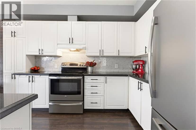 100 CHESTER Drive Unit# 16 — photo 6 of 36