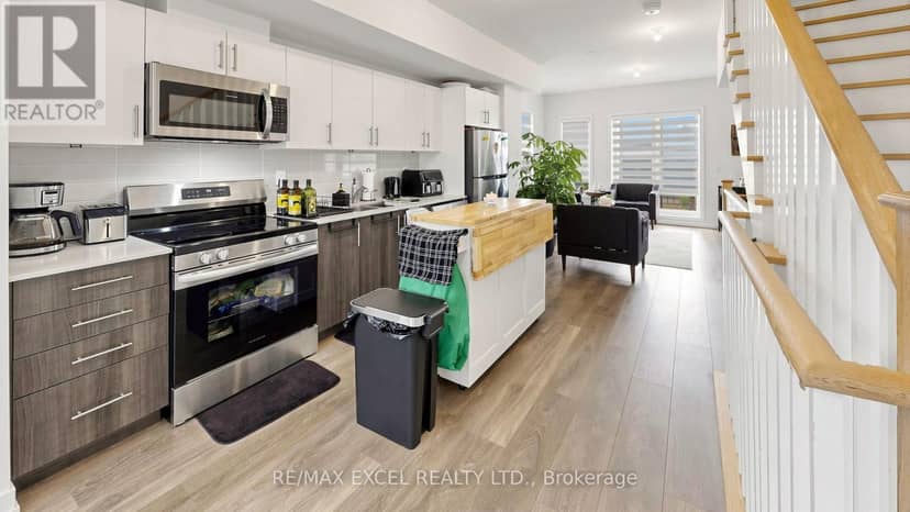 68A Tisdale Avenue — photo 11 of 40