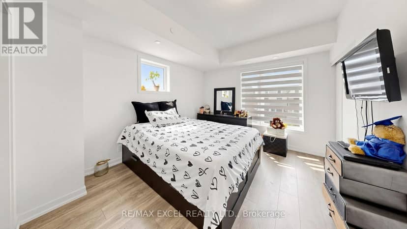 68A Tisdale Avenue — photo 21 of 40