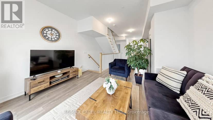 68A Tisdale Avenue — photo 8 of 40