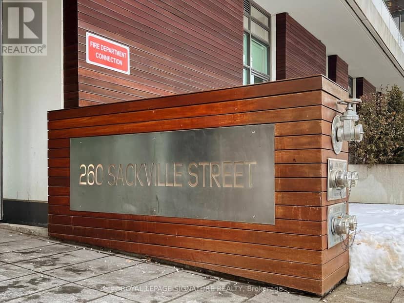 1002 - 260 Sackville Street — photo 2 of 37