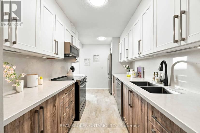 1805 - 5 Old Sheppard Avenue — photo 15 of 34