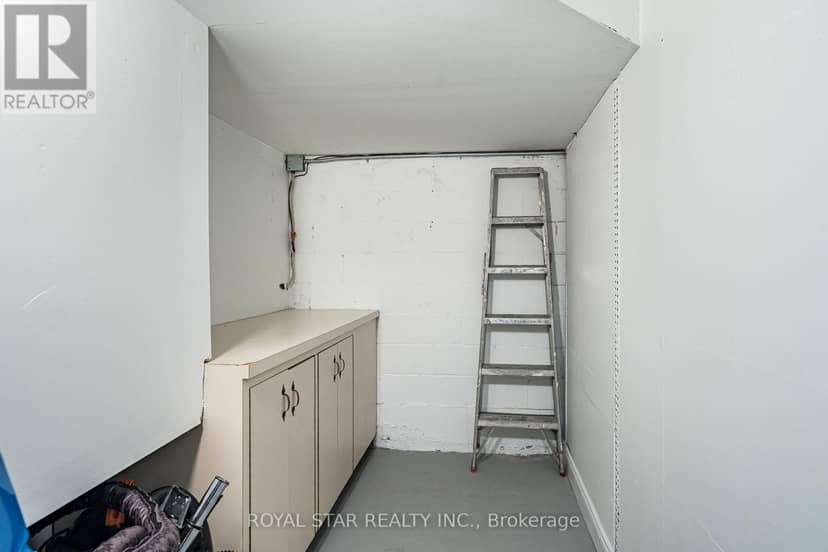 122 Sawmill Road — photo 38 of 40