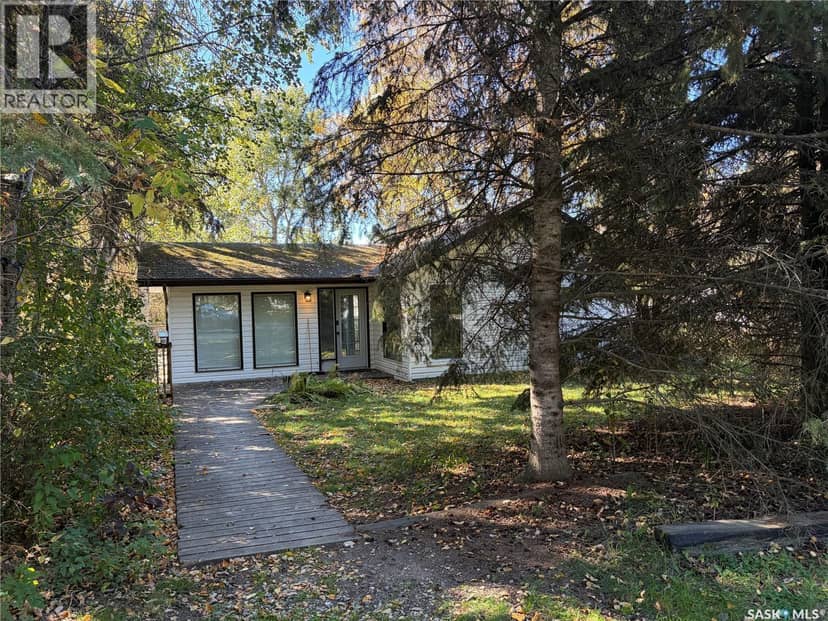 330 1st AVENUE N, Big River, photo 2