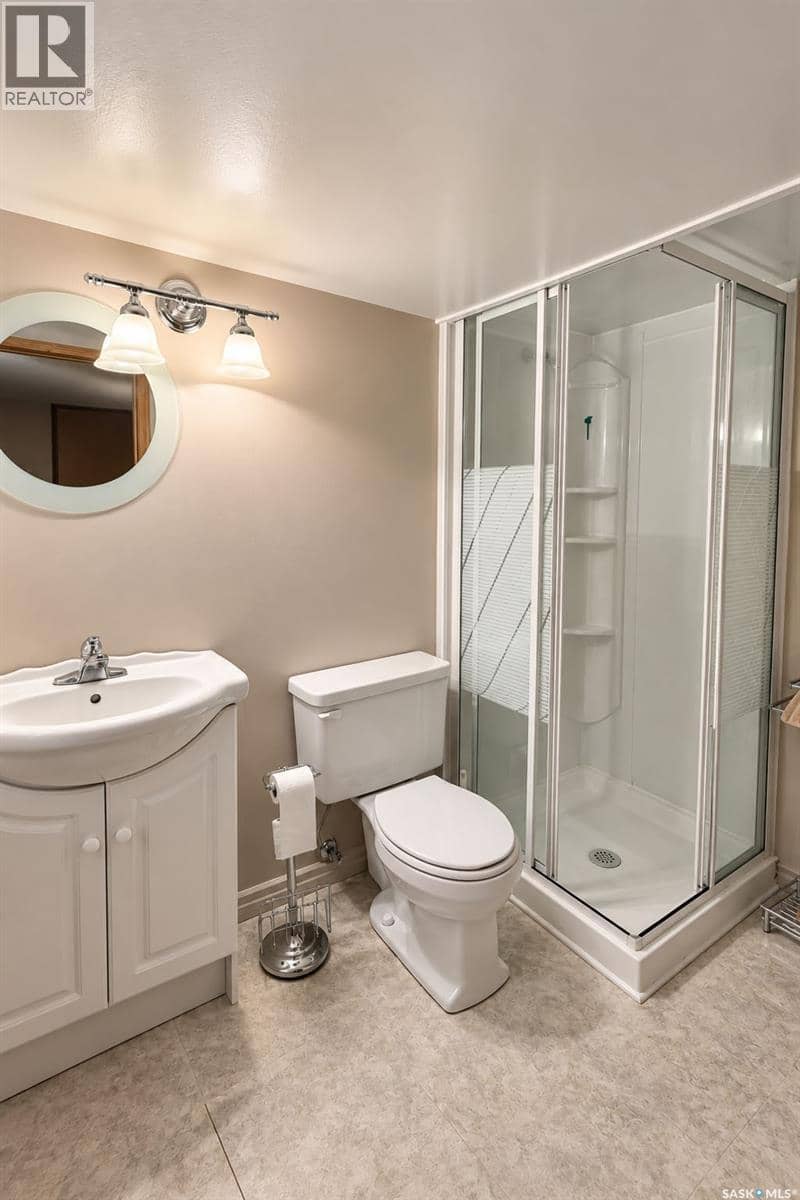 830 Chester PLACE — photo 28 of 40