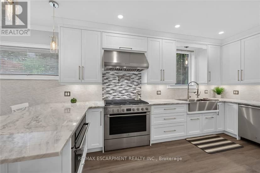 209 Delaware Avenue — photo 12 of 40