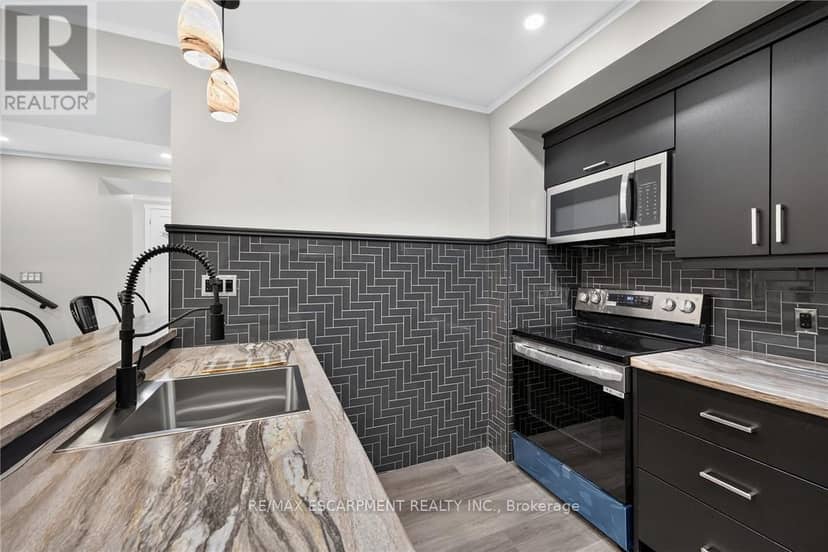209 Delaware Avenue — photo 35 of 40