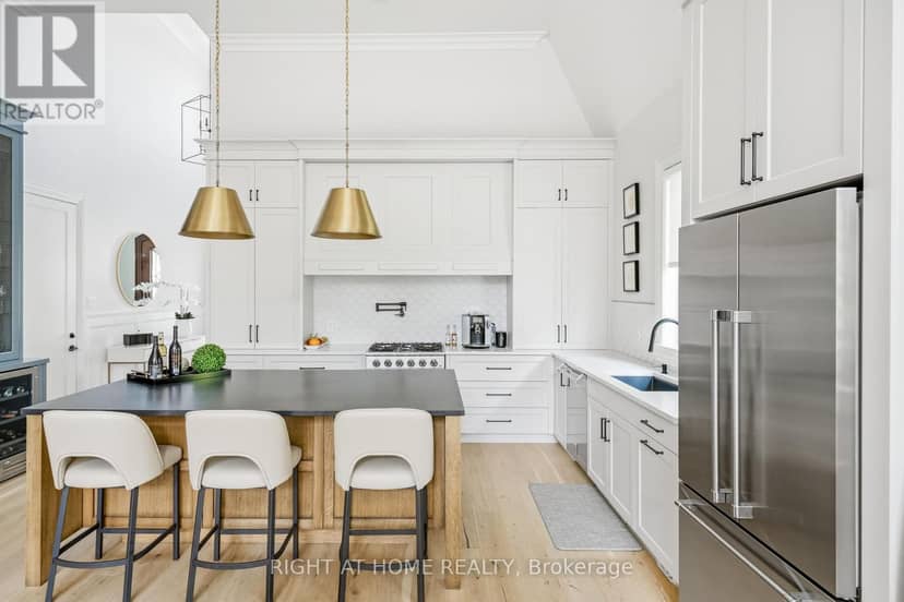 23 Albion Way — photo 12 of 40