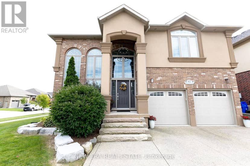 62 Gerber Meadows Drive, Wellesley, photo 2