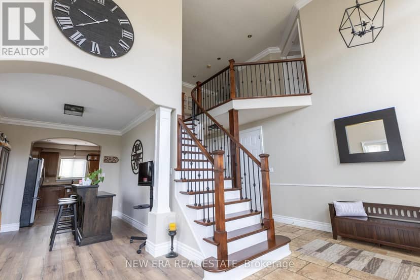 62 Gerber Meadows Drive, Wellesley, photo 4