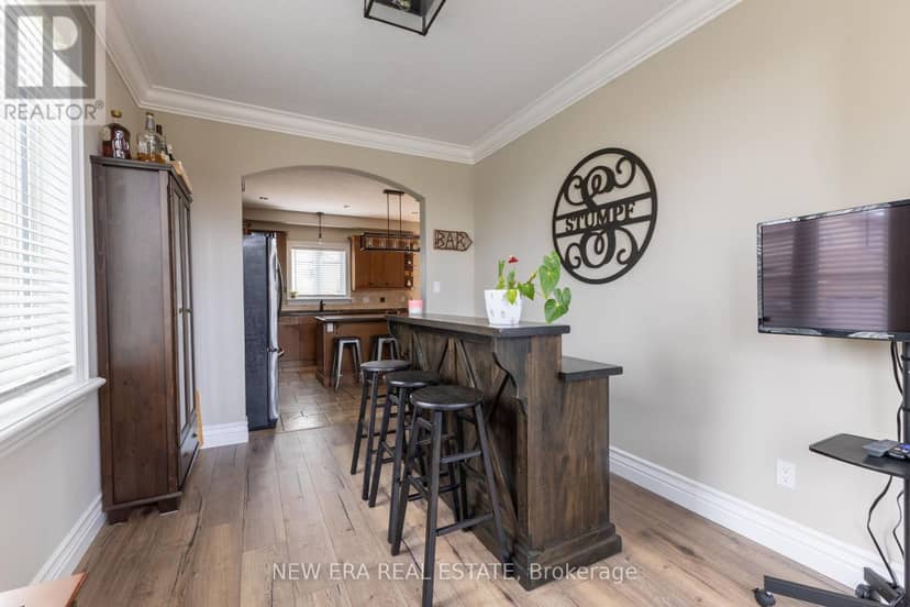 62 Gerber Meadows Drive, Wellesley, photo 8