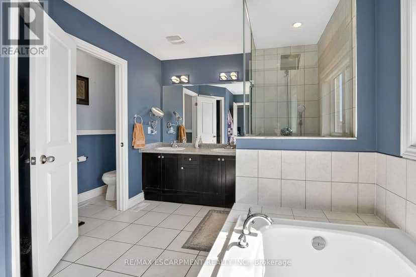 82 Chaumont Drive — photo 24 of 40