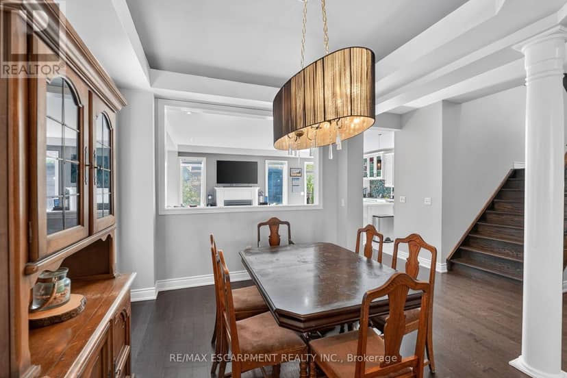 82 Chaumont Drive — photo 8 of 40