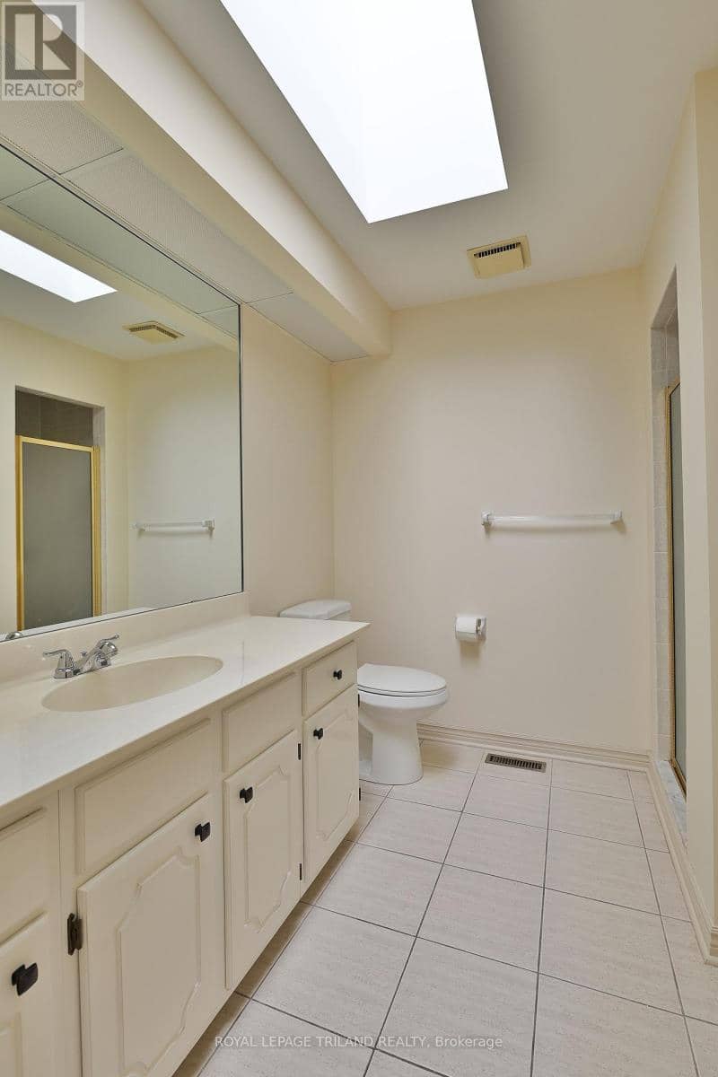 4 - 94 Pine Valley Gate — photo 18 of 31