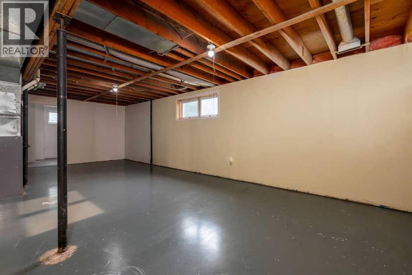 4821 48 Street — photo 22 of 30