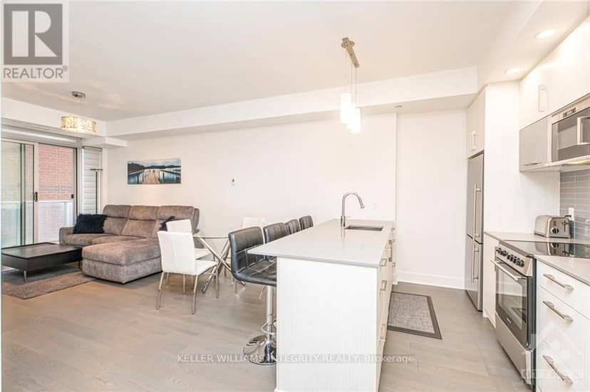 706 - 255 Bay Street — photo 14 of 30