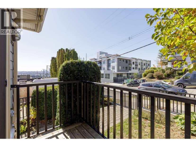 1 388 ELLESMERE AVENUE, Burnaby, photo 3