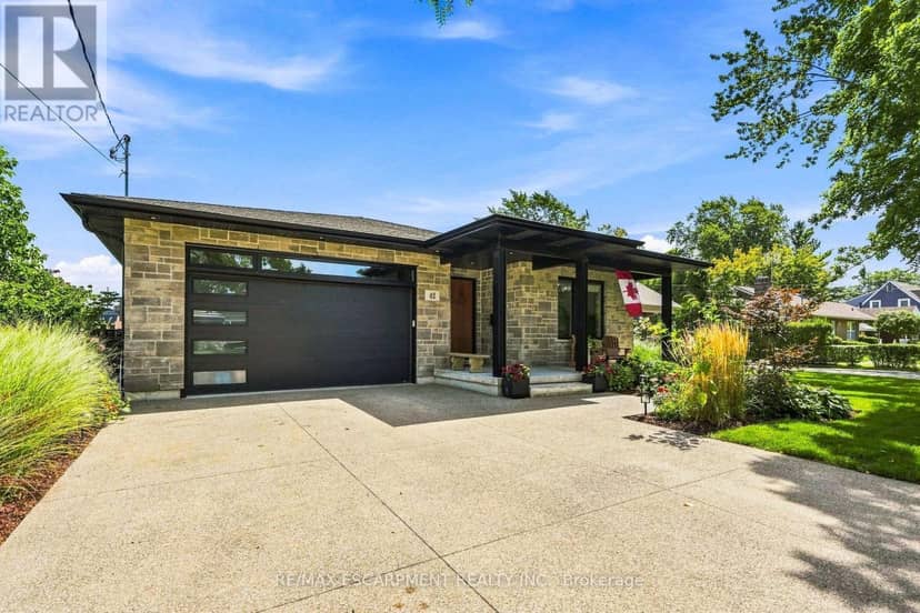42 Carlton Avenue — photo 2 of 40