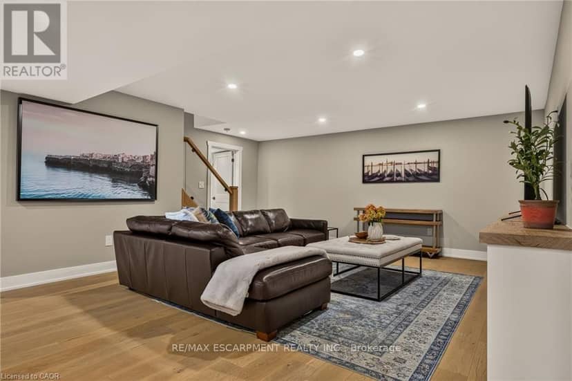 204 Fallingbrook Drive — photo 36 of 40