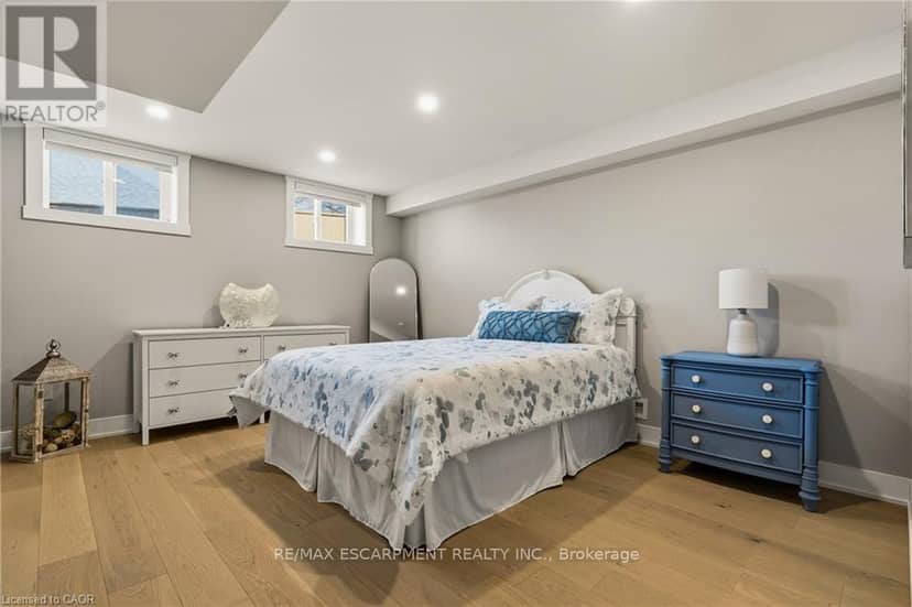 204 Fallingbrook Drive — photo 39 of 40