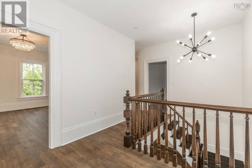 780 St. George Street — photo 19 of 32
