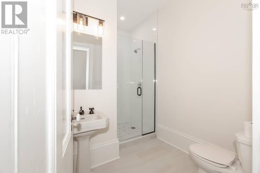 780 St. George Street — photo 26 of 32