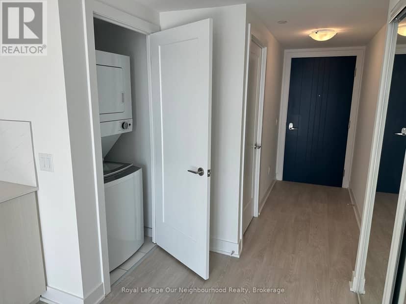 2615 - 2545 Simcoe Street N, Oshawa, photo 8