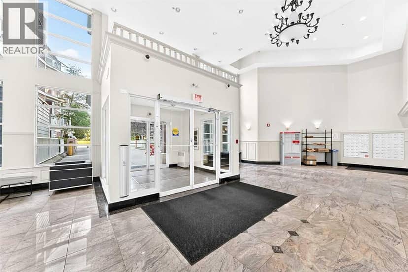 109, 333 Riverfront Avenue SE, Calgary, photo 3