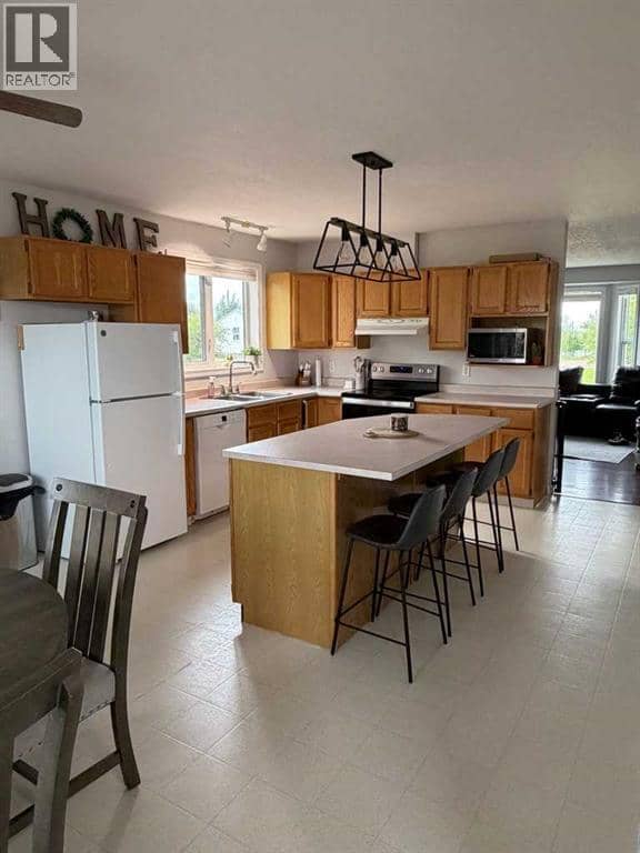 5126 Norfolk Avenue, Coronation, photo 7