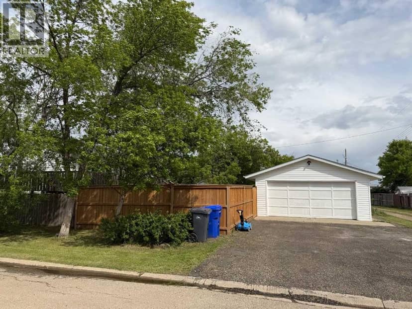 5126 Norfolk Avenue, Coronation, photo 2