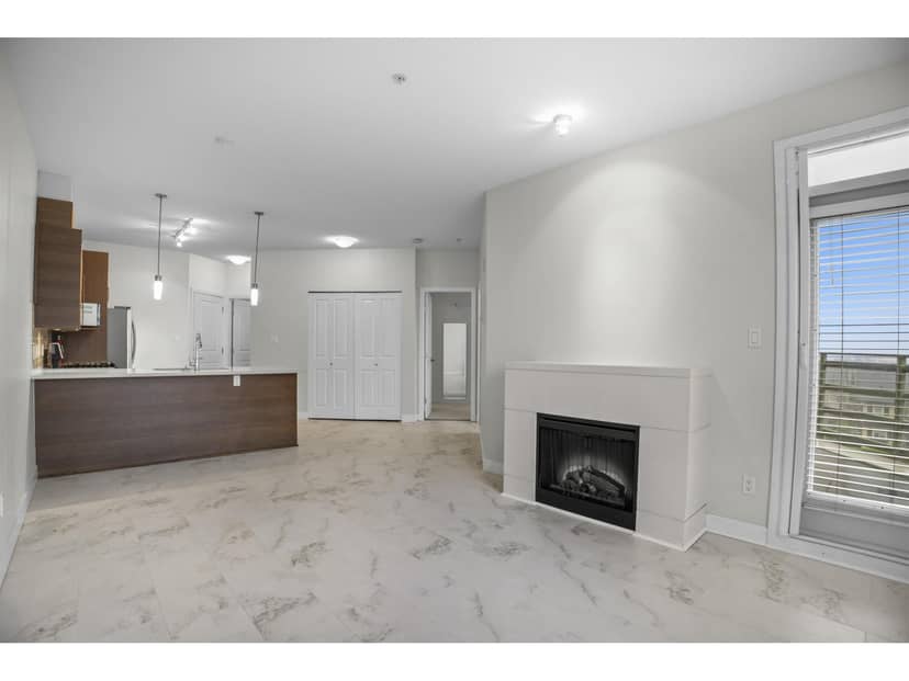217 15850 26 AVENUE, Surrey, photo 2