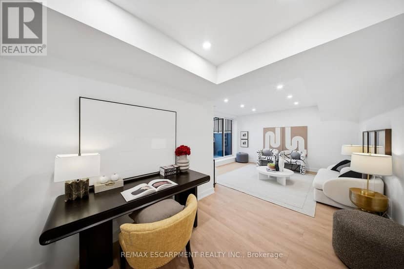 14 Kentroyal Drive — photo 32 of 40