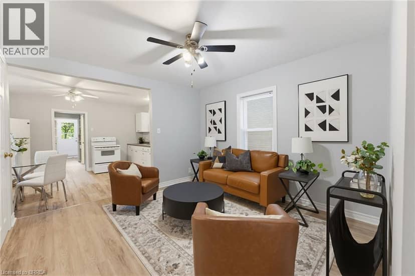 112 GRAND RIVER Avenue — photo 9 of 40