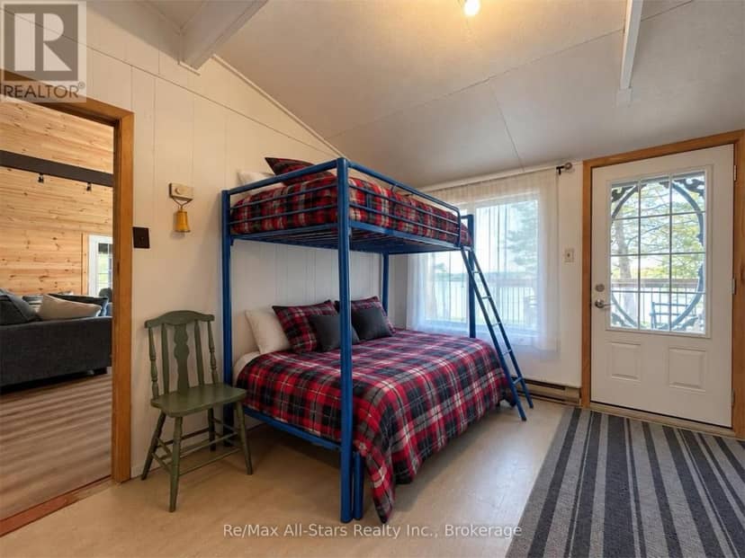 1284 Reynolds Road — photo 13 of 40