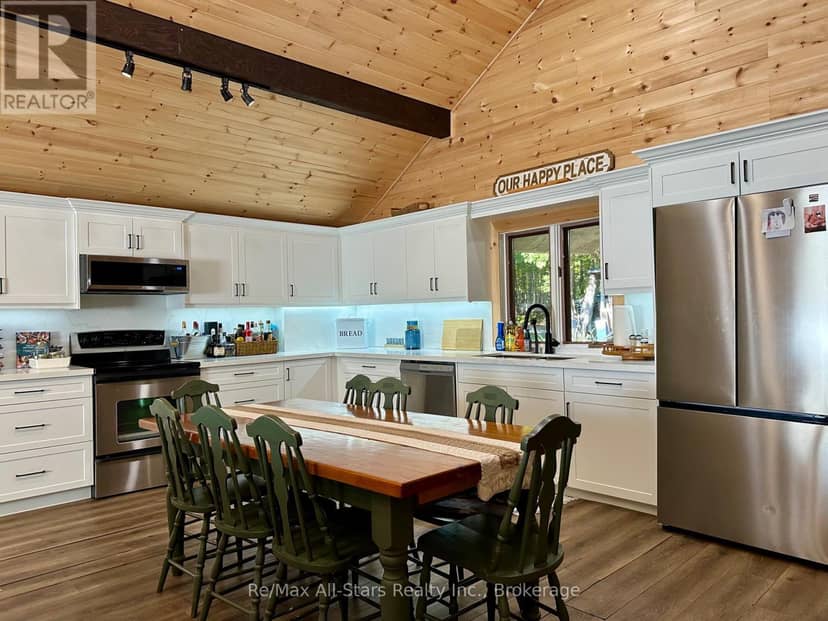 1284 Reynolds Road — photo 6 of 40